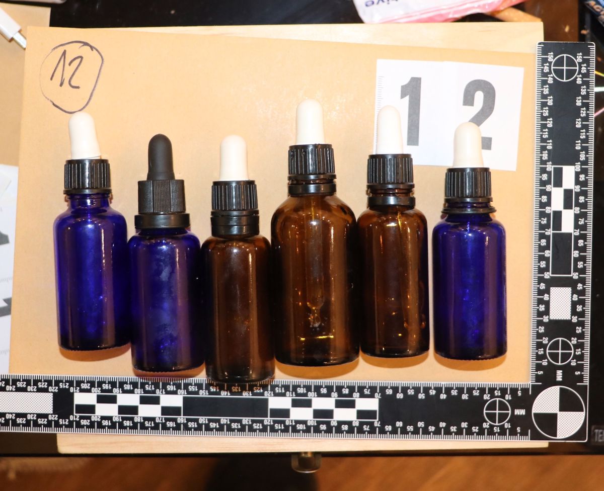 Kriminalisti razbili združbo, ki je na območju Ptuja in Koroške preprodajala drogo in jo tudi sama zlorabljala
