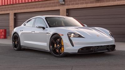 Nikoli slabše: Padec prodaje osebnih avtomobilov v državah EU še nikoli ni bil tako globok kot lani