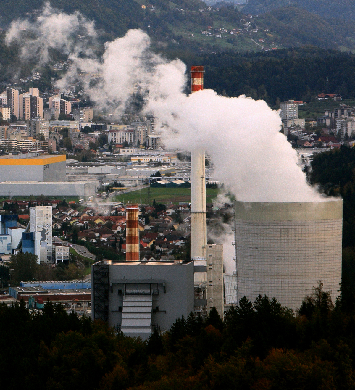 TEŠ bo za daljinsko ogrevanje zaračunal 57 odstotkov več