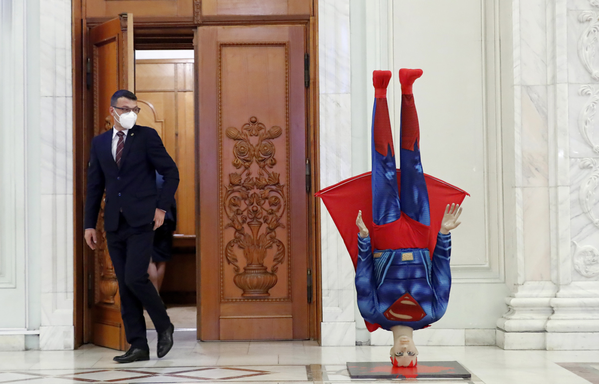 Po razpadu romunske vlade še nezaupnica premierju Cituju