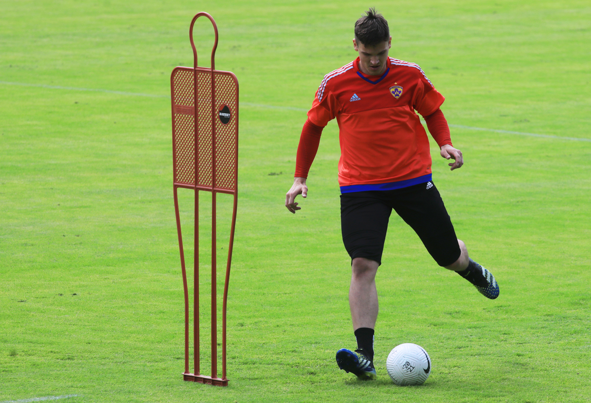 Konec počitnic za vijoličaste: V Ljudskem vrtu vadila tudi novinca