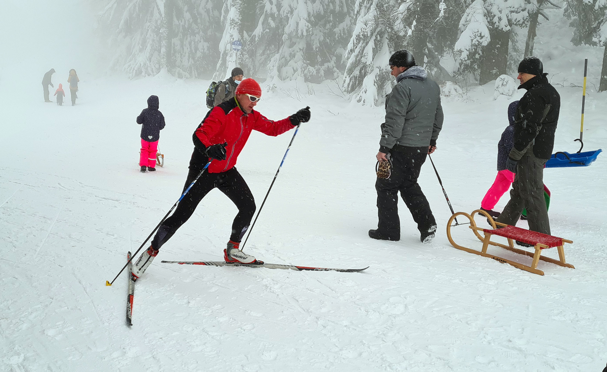 (FOTO) Bellevue in Areh: Zimsko veselje pod svobodnim soncem
