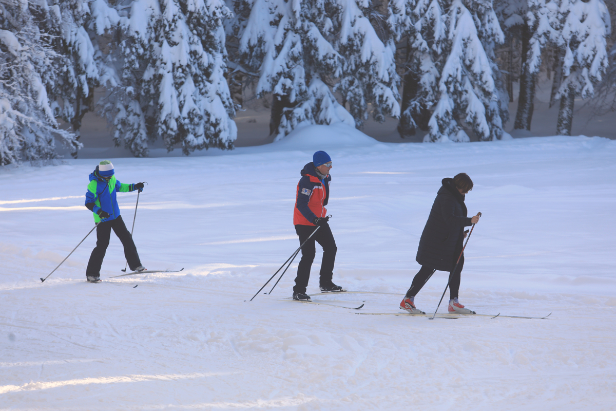 (FOTO) Bellevue in Areh: Zimsko veselje pod svobodnim soncem