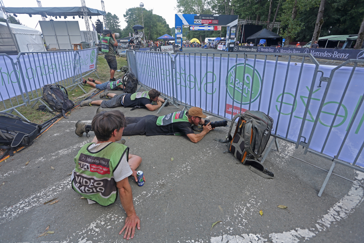 Kolesarski praznik na Mariborskem Pohorju: Finale za svetovni pokal si je ogledalo 8000 navijačev