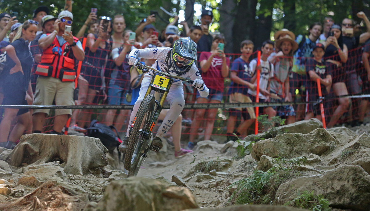 Kolesarski praznik na Mariborskem Pohorju: Finale za svetovni pokal si je ogledalo 8000 navijačev