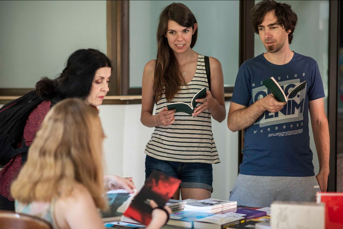 Festival Pranger: Diana Pungeršič je izbrala pesniške zbirke Mance Košir, Nine Medved in Marka Matičetovega