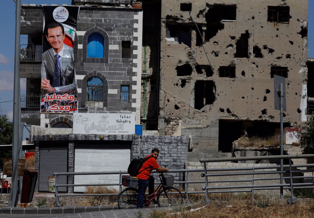 Volitve v Siriji: Izvoljen bo predsednik krvavih rok