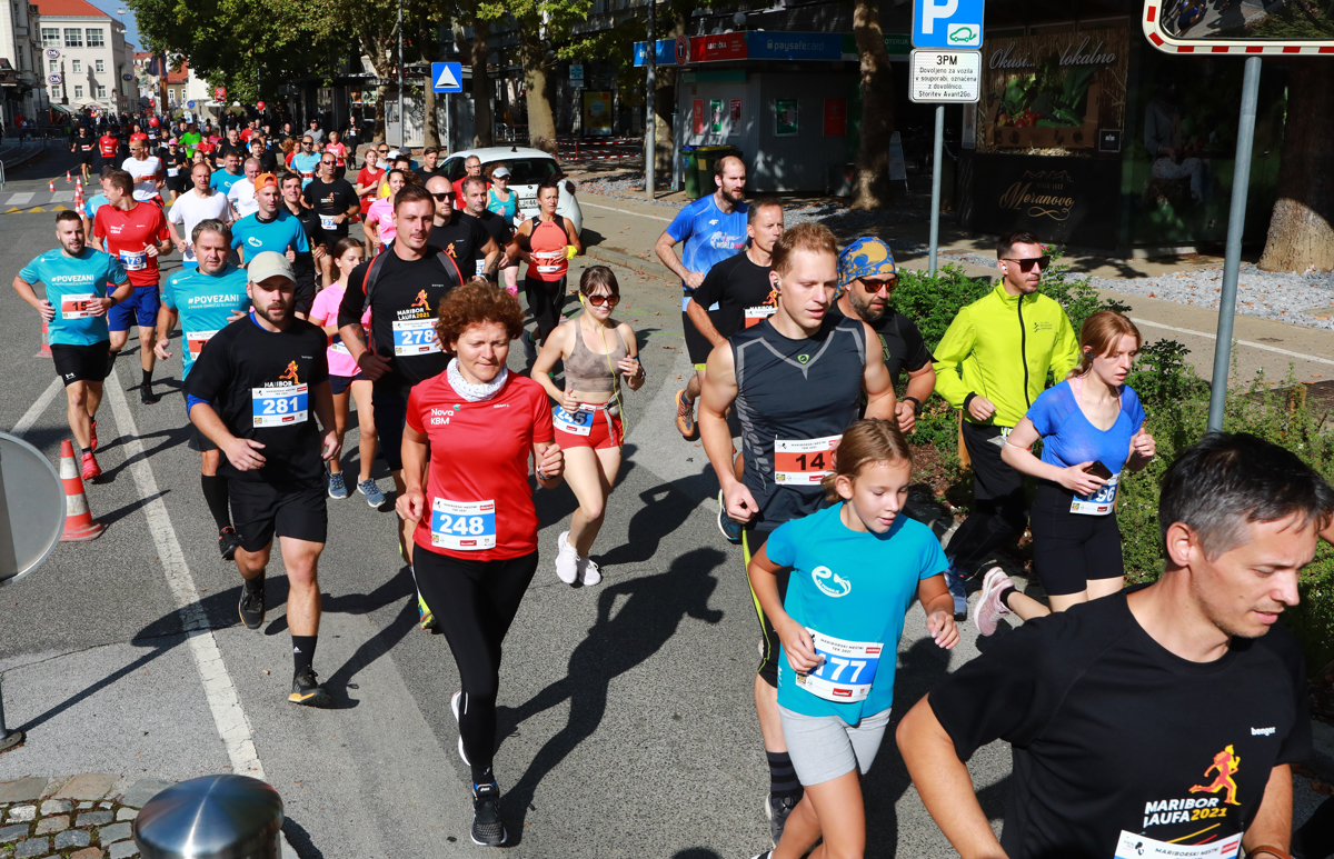 Kako je Maribor laufal po središču mesta