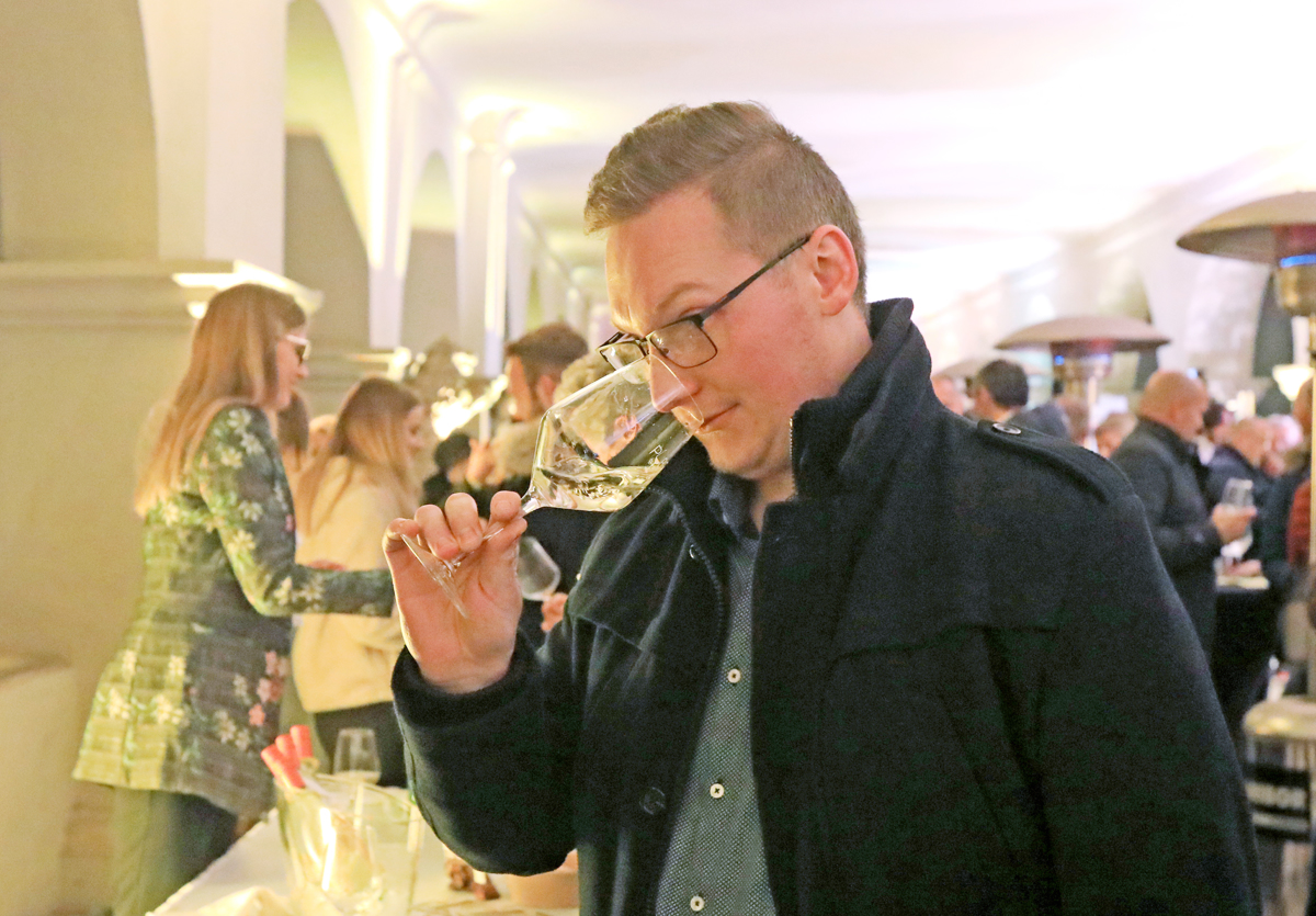 Salon štajerskih mladih vin Pubec: Tako je bilo pod arkadami mariborskega gradu
