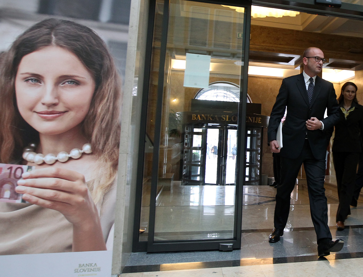 Upravno sodišče zavrglo tožbo Banke Slovenije zoper državo