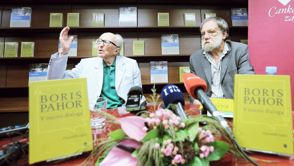 Reši nas lahko le dialog