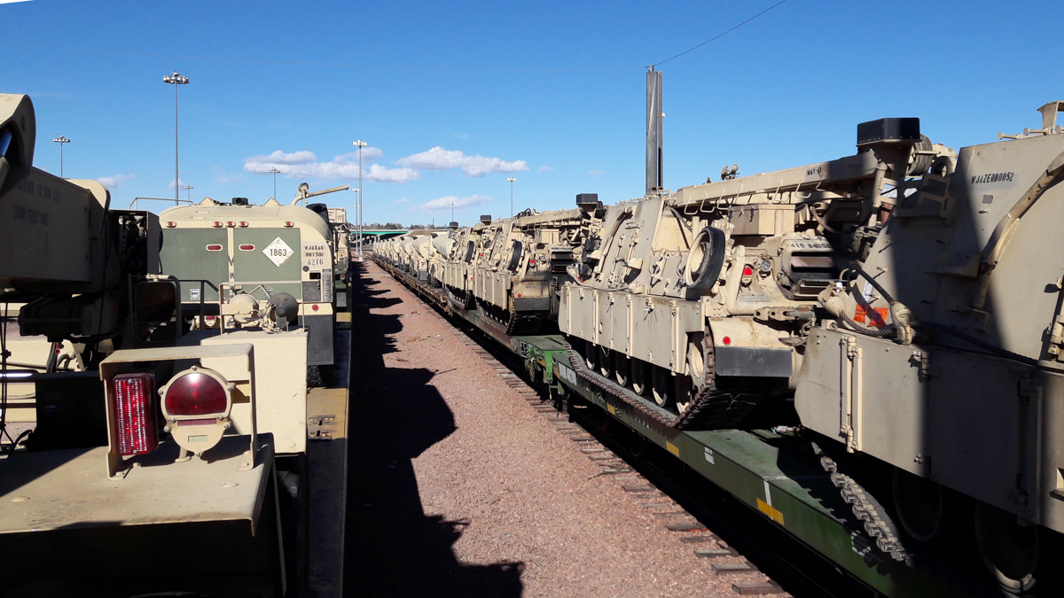 V Evropo prihaja še 4500 ameriških vojakov