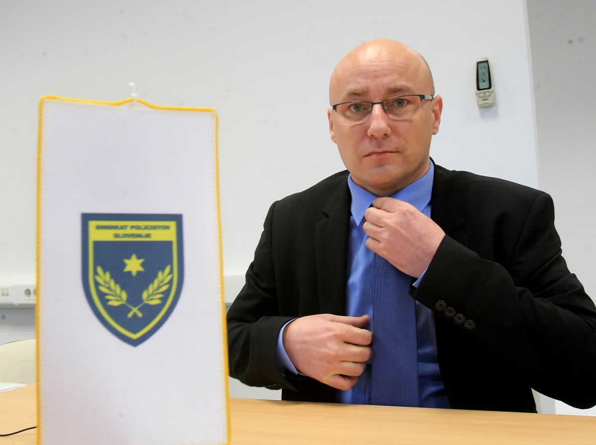 Petrovič bi šel na poligraf