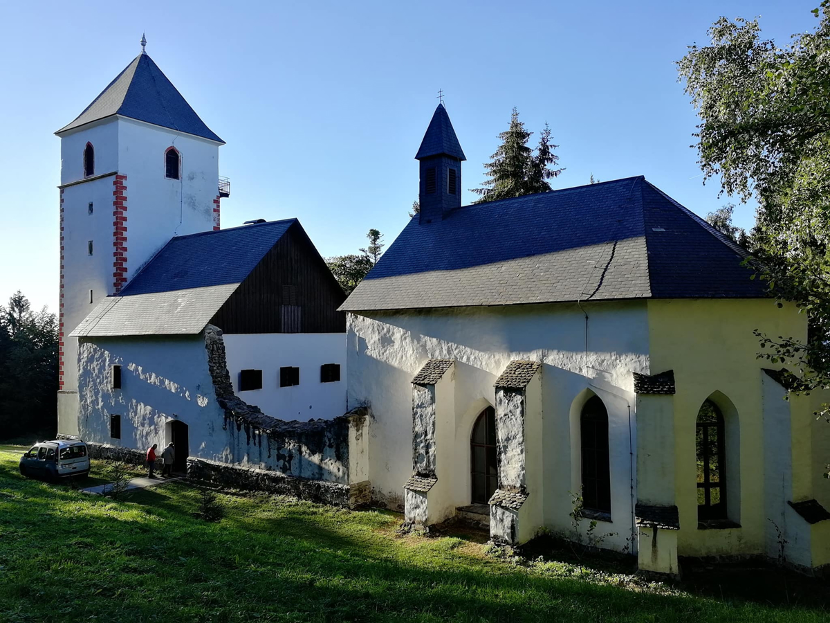 Cerkev Sv. Bolfenka v primežu denacionalizacije