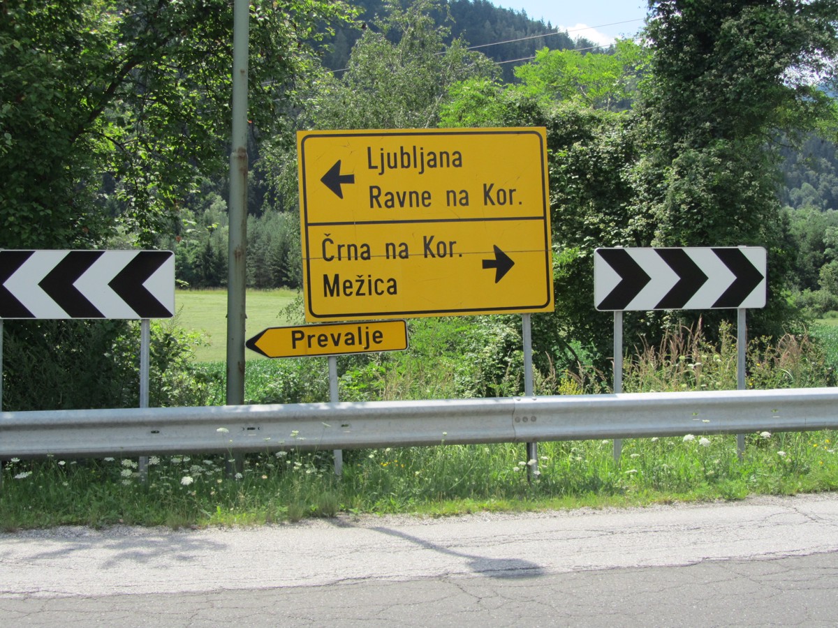 Regije na stranskem tiru