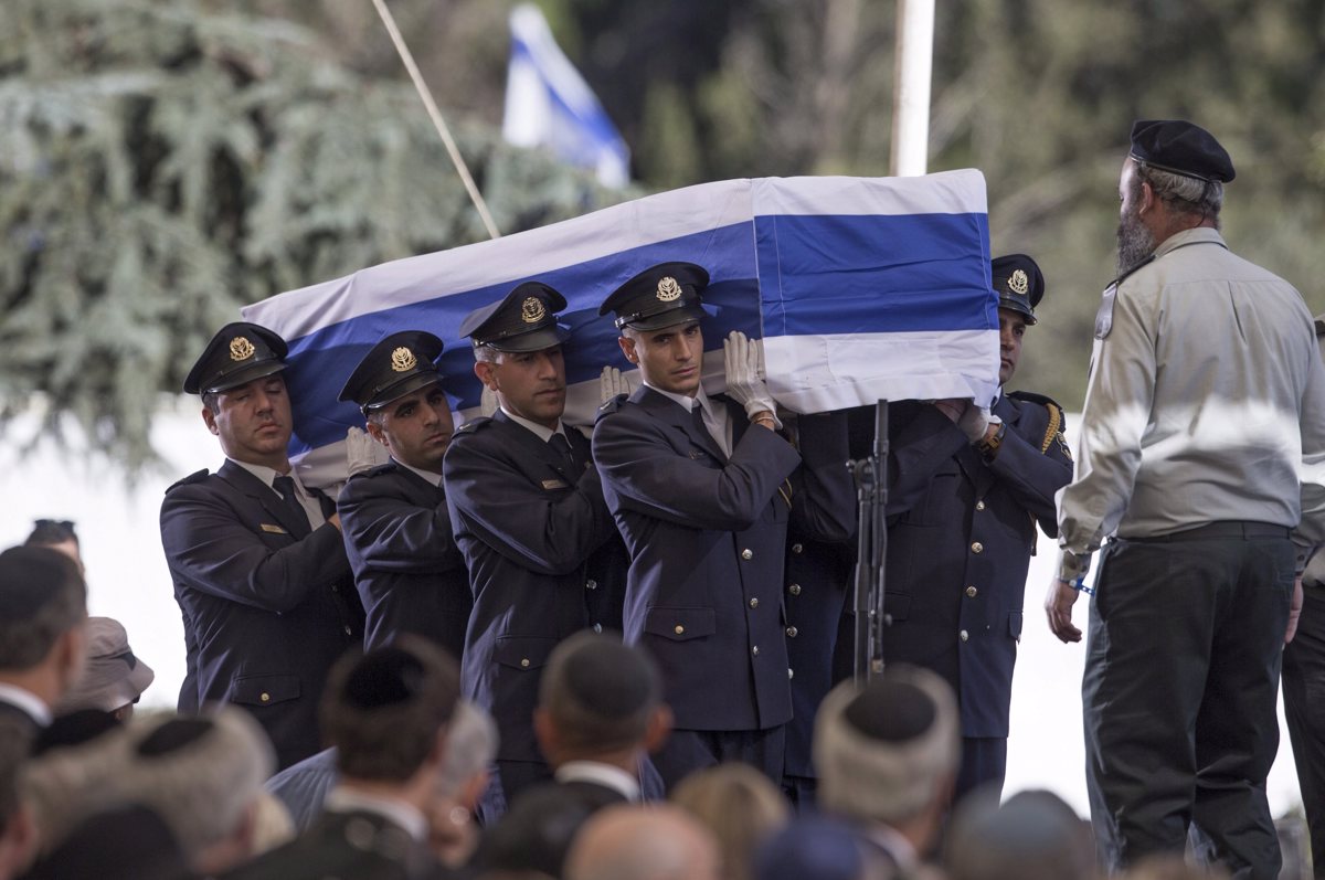 FOTO: V Jeruzalemu poslednje slovo od Peresa