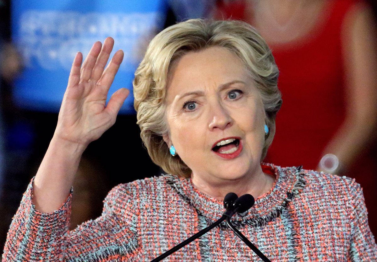 Hillary Clinton odgovorila na vprašanja konservativne pravniške skupine