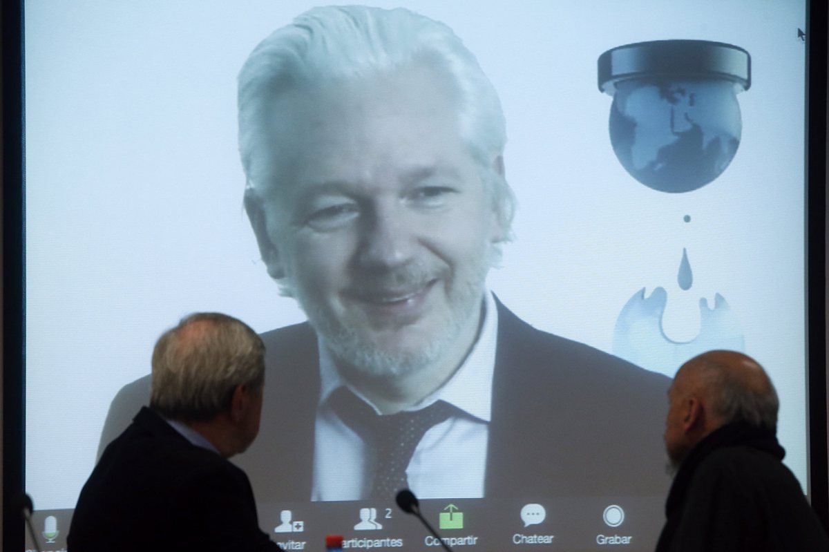 Wikileaks: Ekvador Assangeu odklopil internet