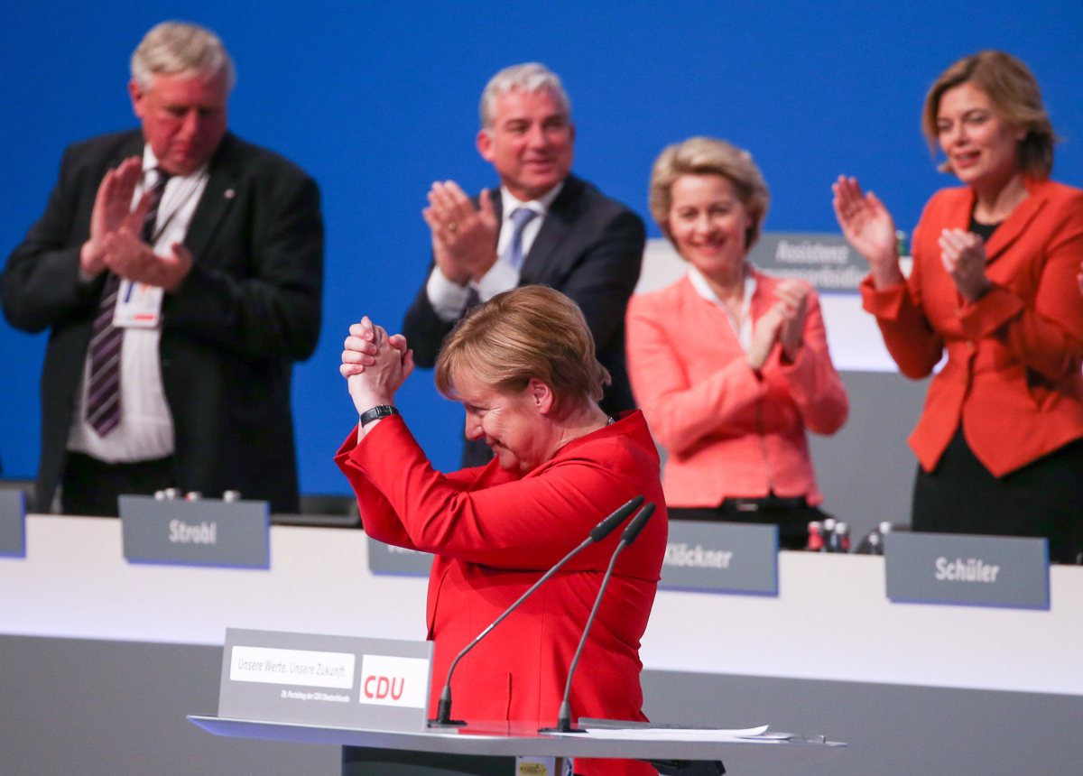 Merklova: Situacija z begunci se ne bo ponovila