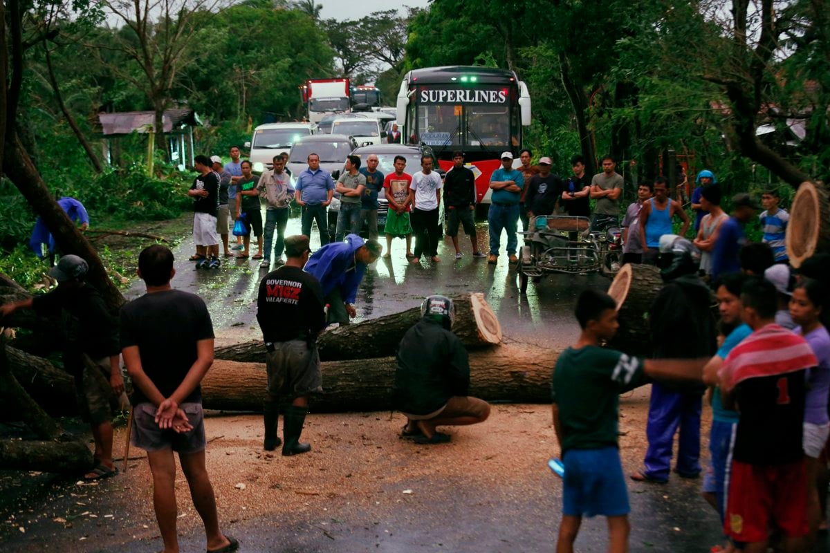 FOTO: Na Filipinih pustošil tajfun Nock-Ten
