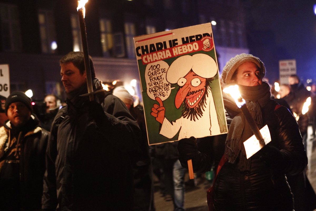 Minevata dve leti od napadov na uredništvo Charlie Hebdo v Parizu