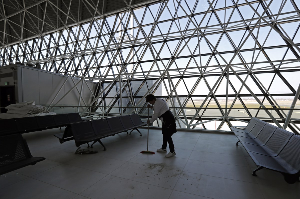 Na hrvaških letališčih od danes brez mejnega nadzora za potnike znotraj schengna