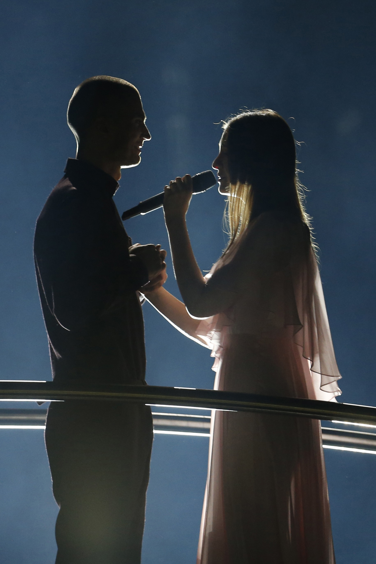 Čustven nastop Litve.