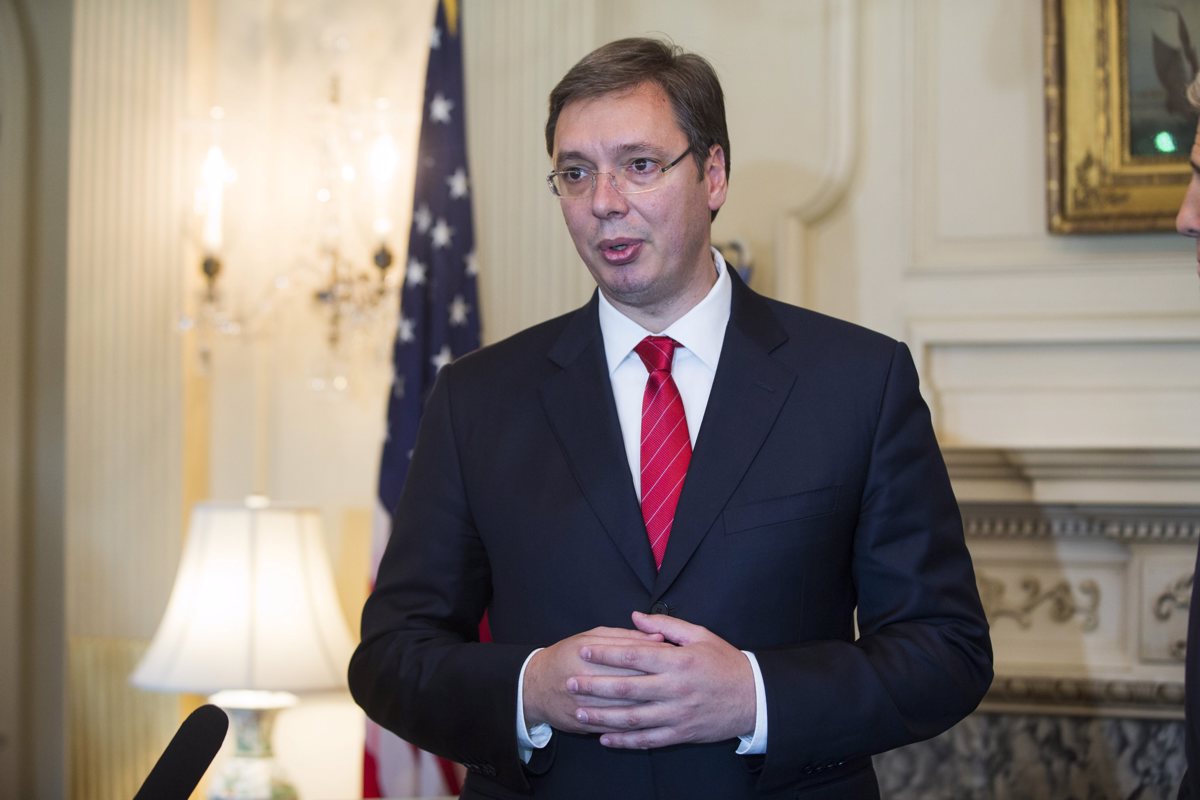 Srbska vlada utrjuje svoj vpliv na medije