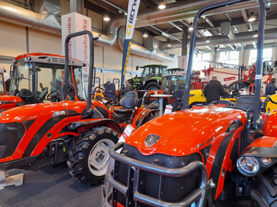 Zakaj kmetje po nepotrebnem umirajo pri delu na poljih in v gozdovih?