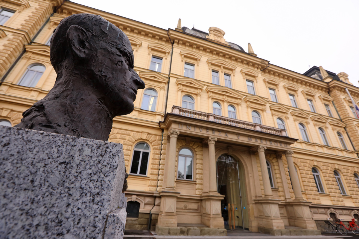 Na mariborski univerzi rešujejo situacijo plačljivega zviševanja ocen: Rektor Kačič pozval k oprostitvi plačila 
