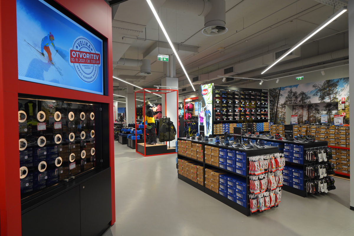 Odprtje najmodernejše Hervis trgovine v nakupovalnem središču Europark Maribor
