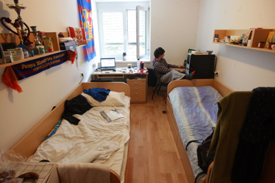 Čakajoč na študentsko sobo: Mladostniki in starši so sploh v Ljubljani v veliki negotovosti