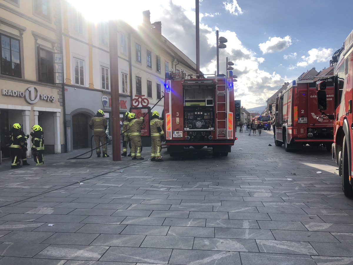 Požar v središču Maribora: Zagorel je plinski bojler
