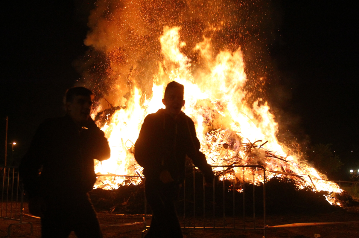 (KOMENTAR) Križišče zgodovine: Realnost z grožnjo recesije je ta hip težka ...