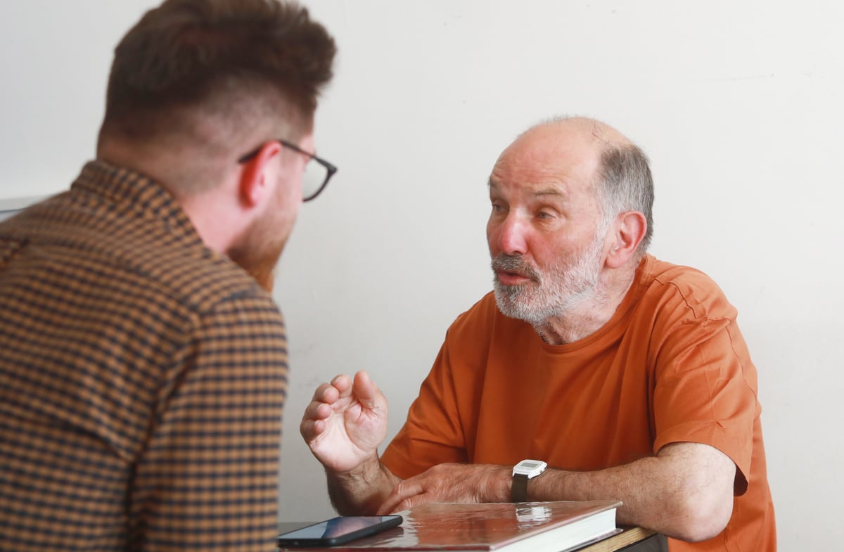 Grema na kafe z Josefom Gutsmandlom - Gicem: Včasih se je zgodilo, da je kaj padlo s kamiona

