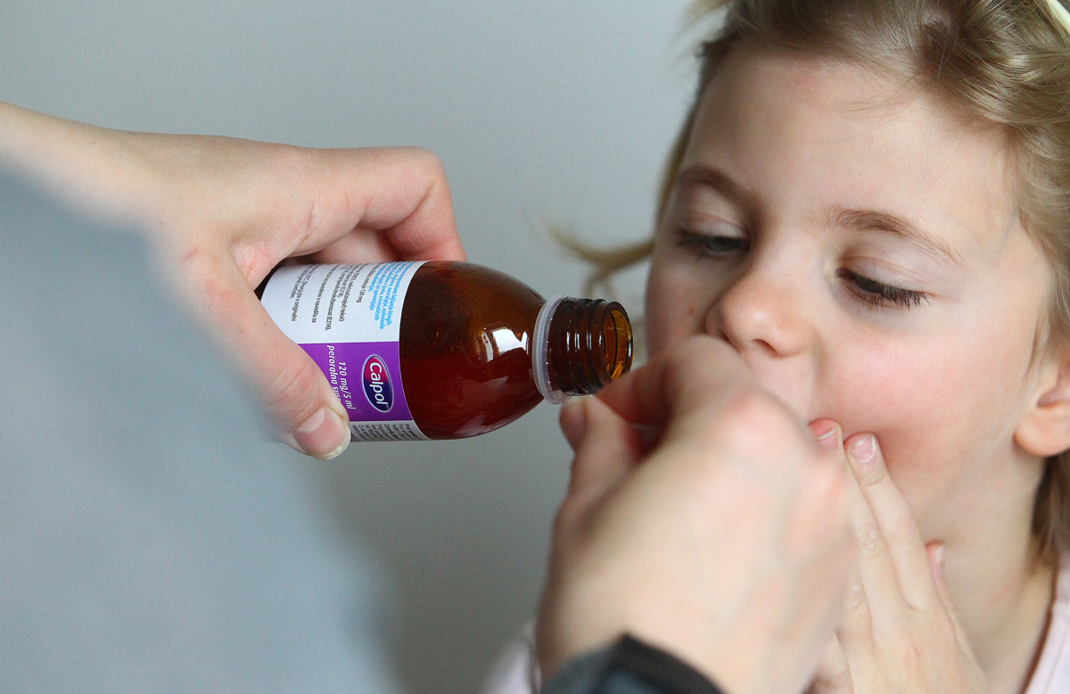 V državi vsesplošno pomanjkanje zdravil za otroke: Calpola ni že več tednov
