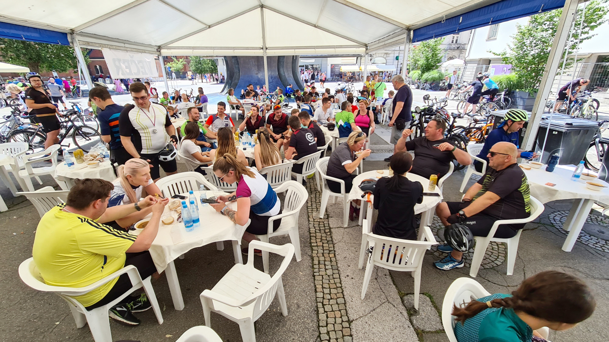 Tako je bilo na rekreativnem kolesarskem maratonu Okoli Pohorja