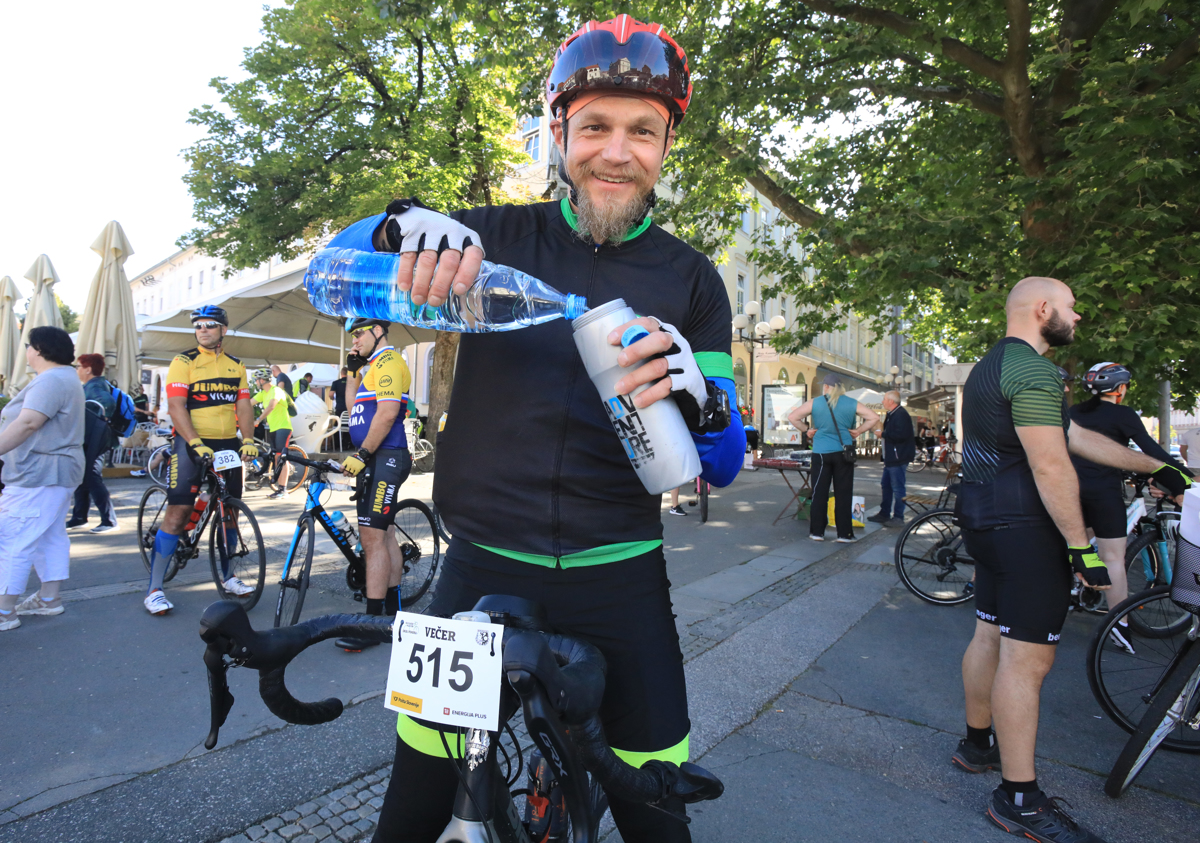 Tako je bilo na rekreativnem kolesarskem maratonu Okoli Pohorja