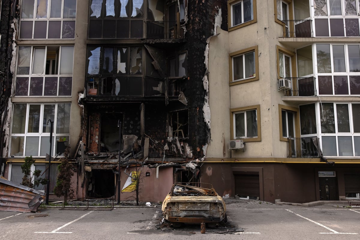 Vlada podpira resolucijo o ukrepanju zaradi vojnih hudodelstev v Ukrajini