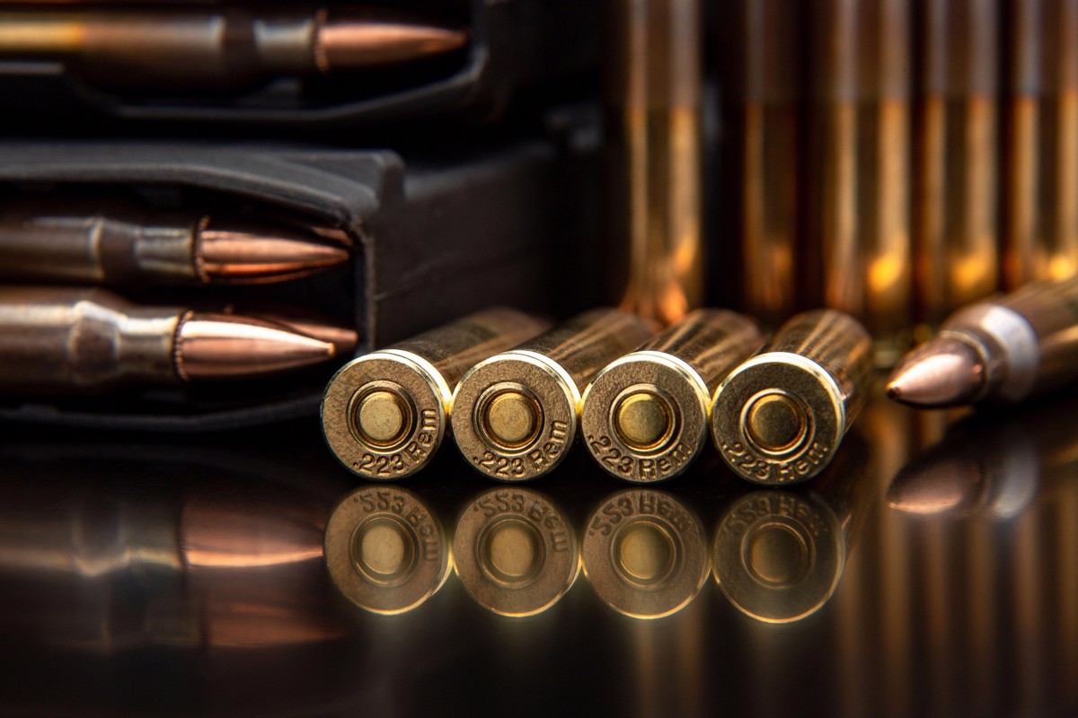 Iz tovornjaka ukradli večje količine streliva za nemško vojsko, skoraj polovica je bila slepih nabojev