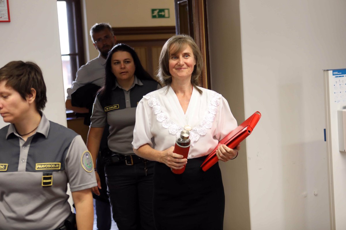 Afera Hepihepi: Kazen za goljufinjo ostaja enaka