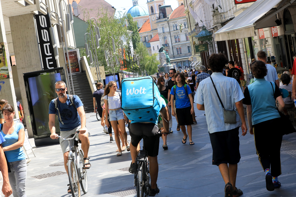 Ljubljana kupuje več, Maribor pogosteje. In kaj je skupna točka? Pivo!