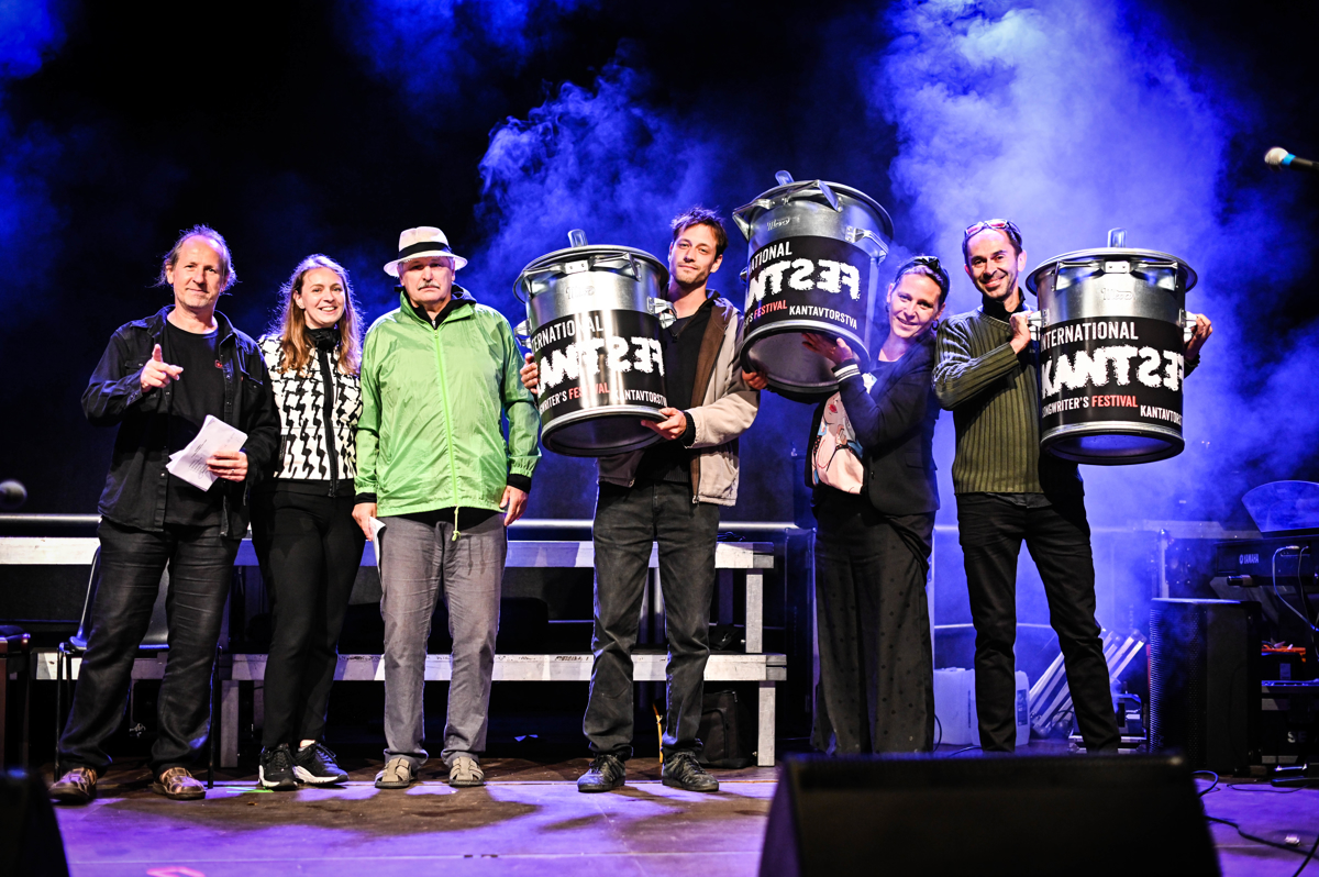 Na kant ali v kanto? Na KantFest