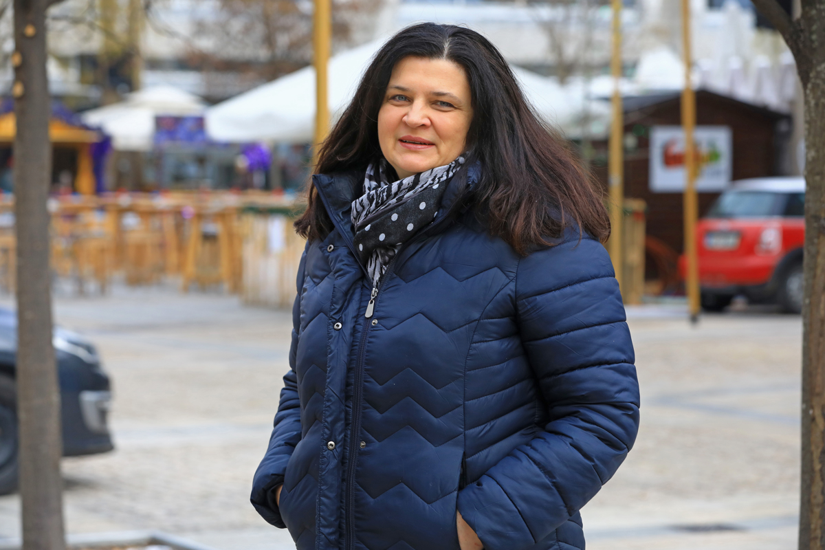 (INTERVJU) Anita Hrast: Multinacionalke rade "perejo" svoje ime