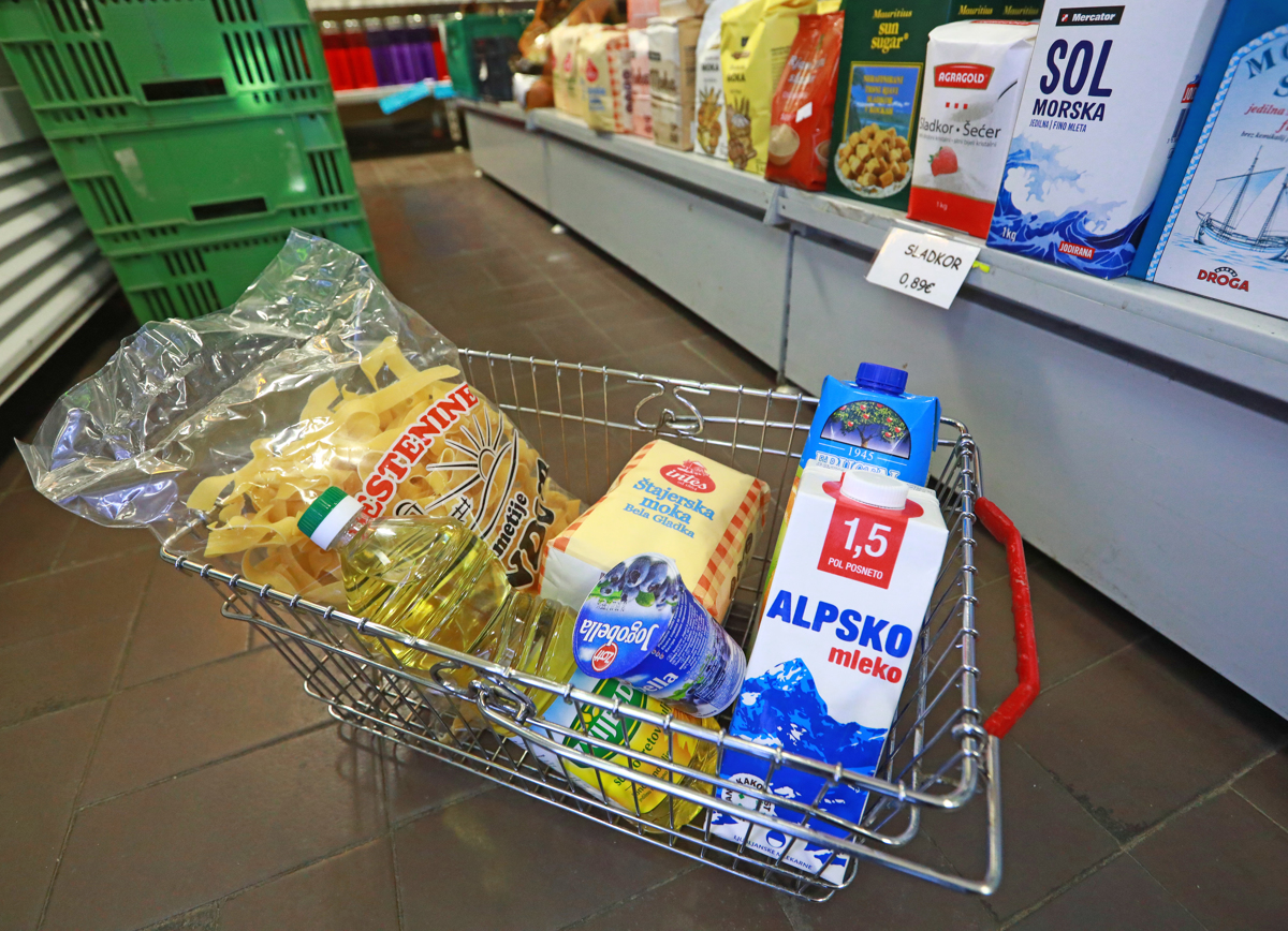 Inflacija v območju evra februarja nazadovala na 2,4 odstotka, v Nemčiji je bila višja kot v Sloveniji