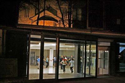 Poskus relativizacije genocida preko filma. Ne bodo ga predvajali po številnih evropskih mestih, tudi v Ljubljani ne