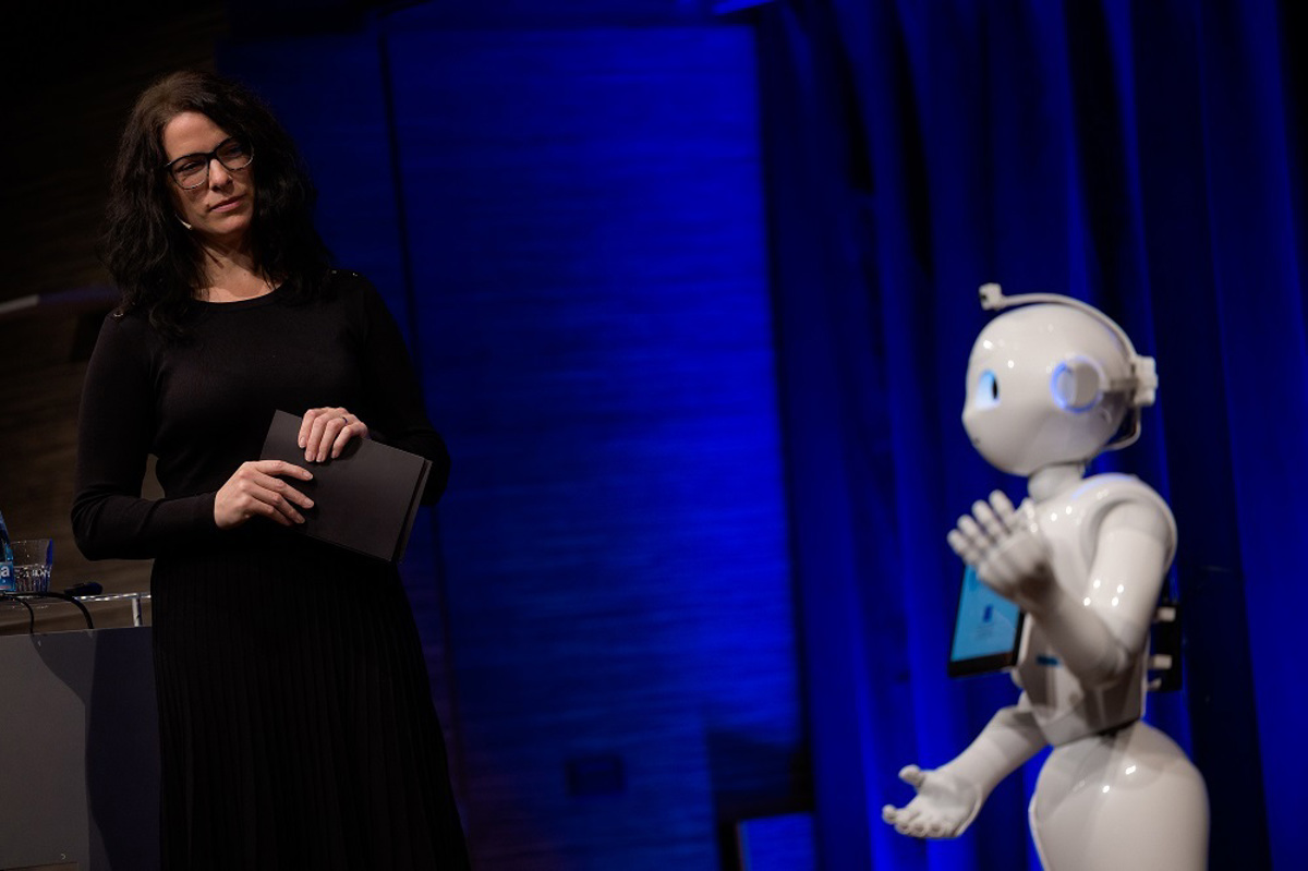 Frida razbremenjuje medicinsko osebje