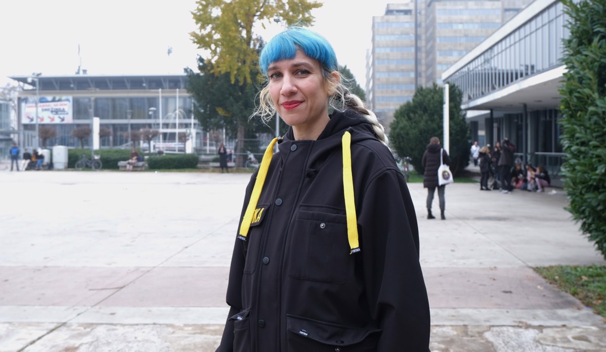 Kot žužki v lastni domovini