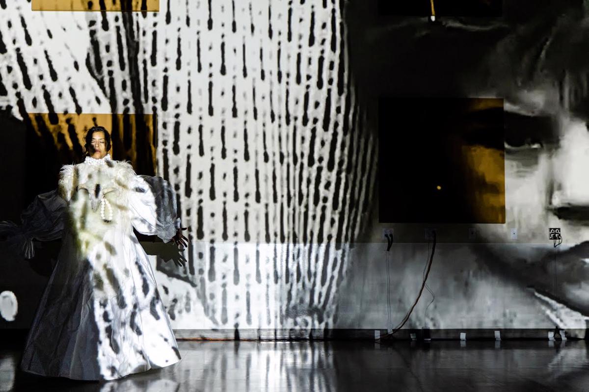 Novi projekt Karmine Šilec: Kritika zahodn(jašk)ega pogleda na Balkan