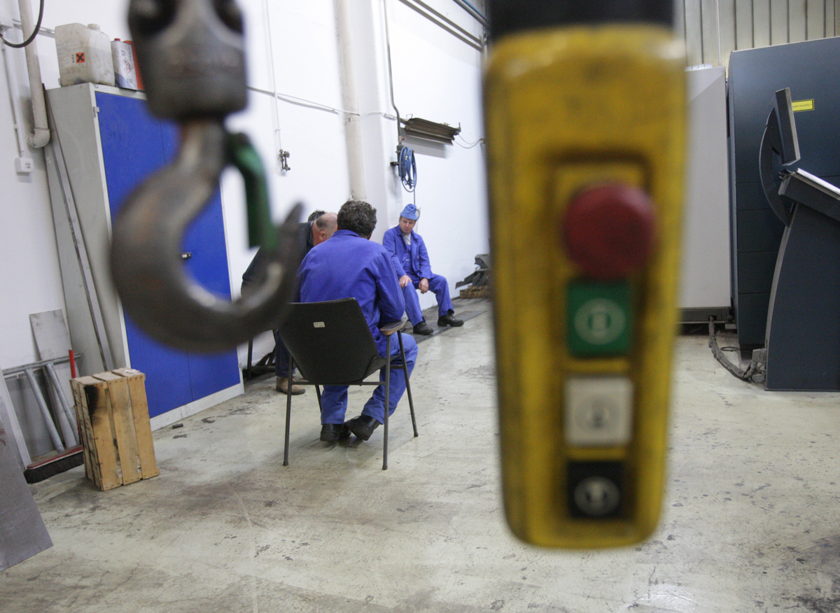 Več zaščite za prekarne delavce